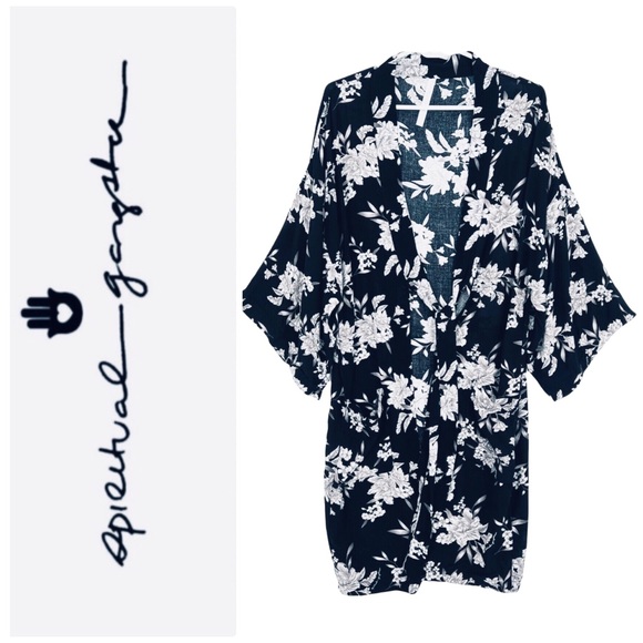 SPIRITUAL GANGSTER - Maya Kimono | OS - Picture 1 of 16